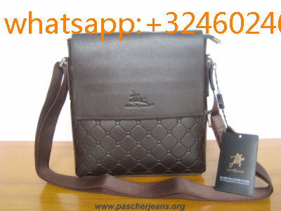 sac armani solde